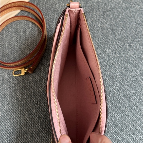 Authentic LV Louis Vuitton rare Pallas clutch crossbody in monogram ballarine - Picture 10 of 12